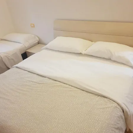 Maffucci 24 Bilocale Molto Spazioso E Moderno Appartamento